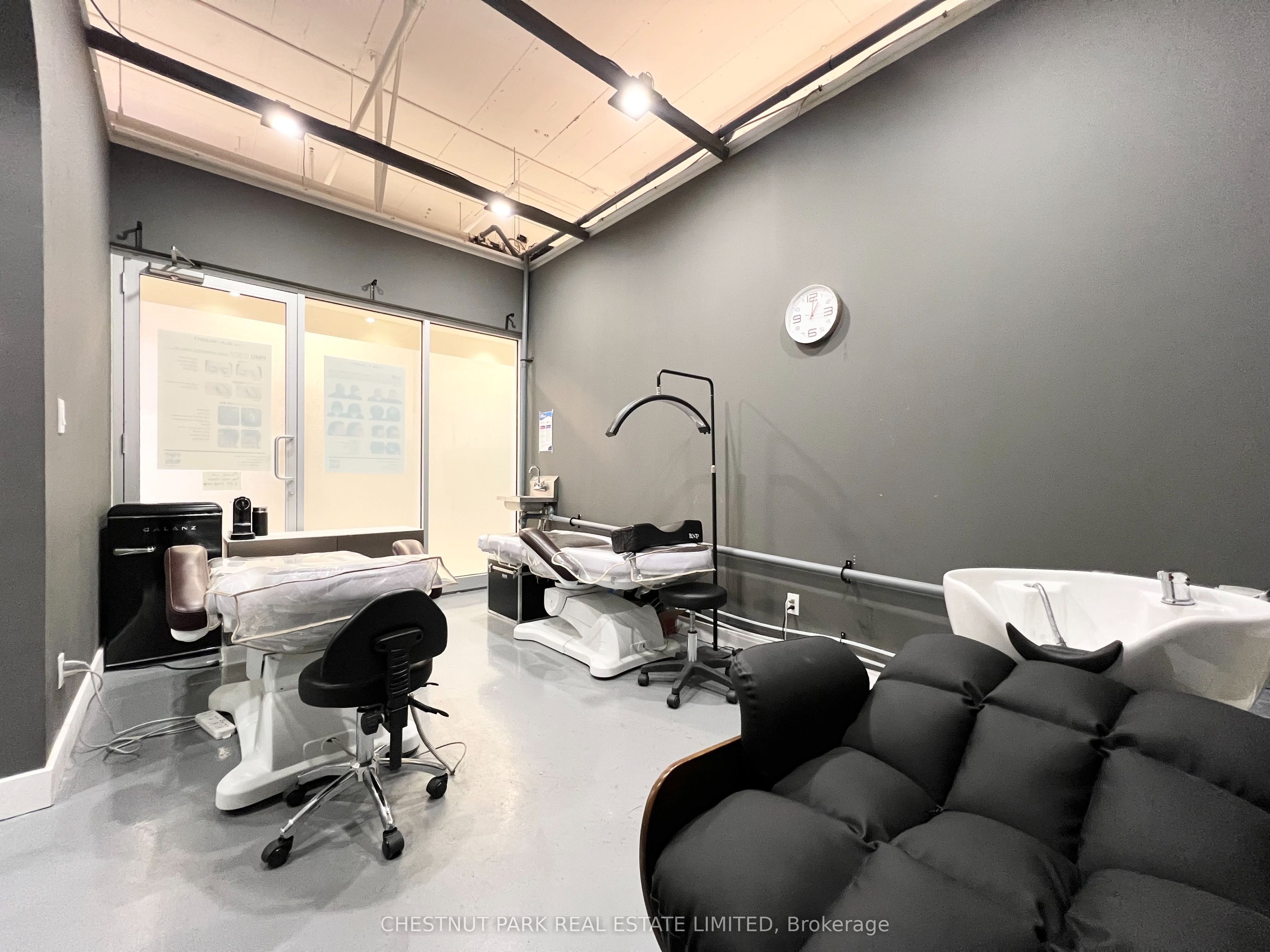 7181 Yonge Street 207, Markham, ON L3T 0C7