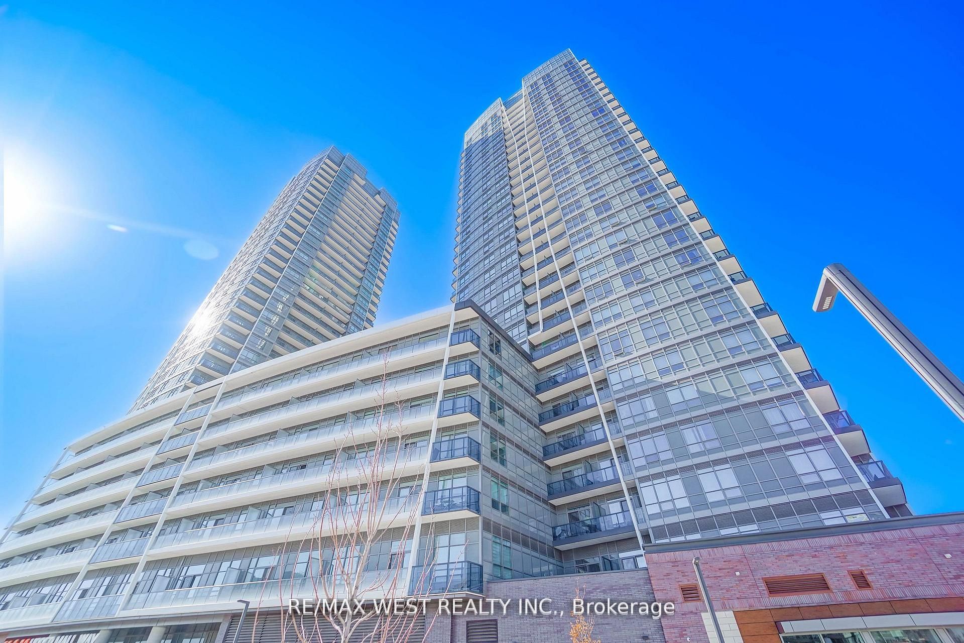 50 Upper Mall Way 1101, Vaughan, ON L4J 0L8