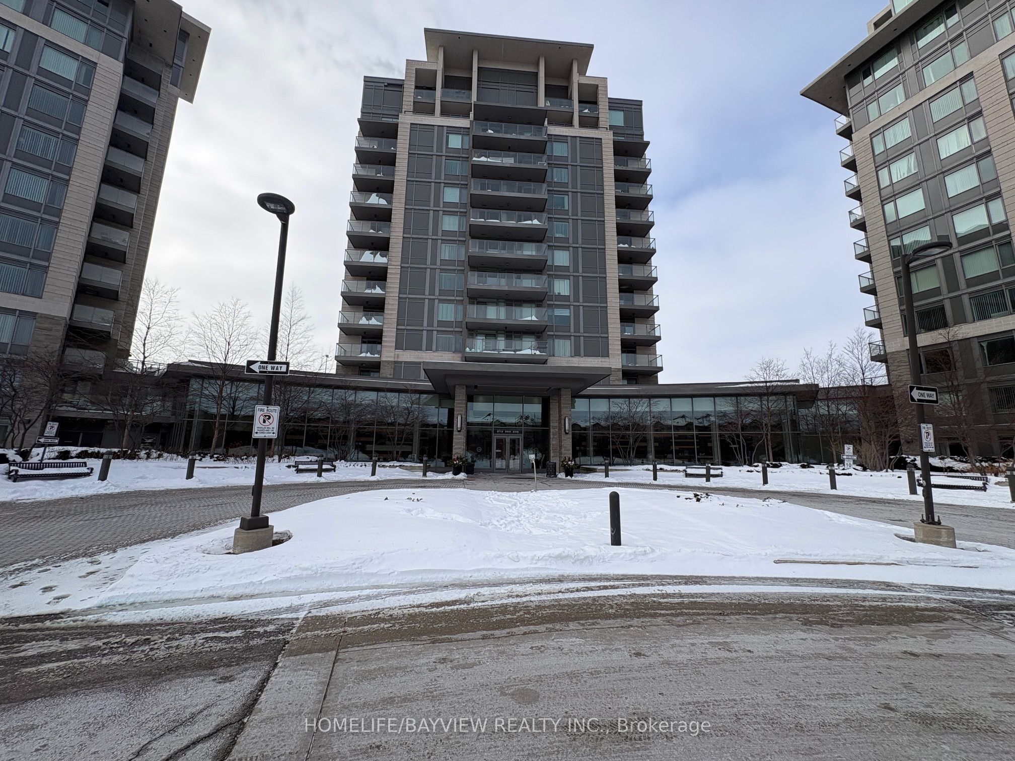 233 South Park Road 607, Markham, ON L3T 0B3