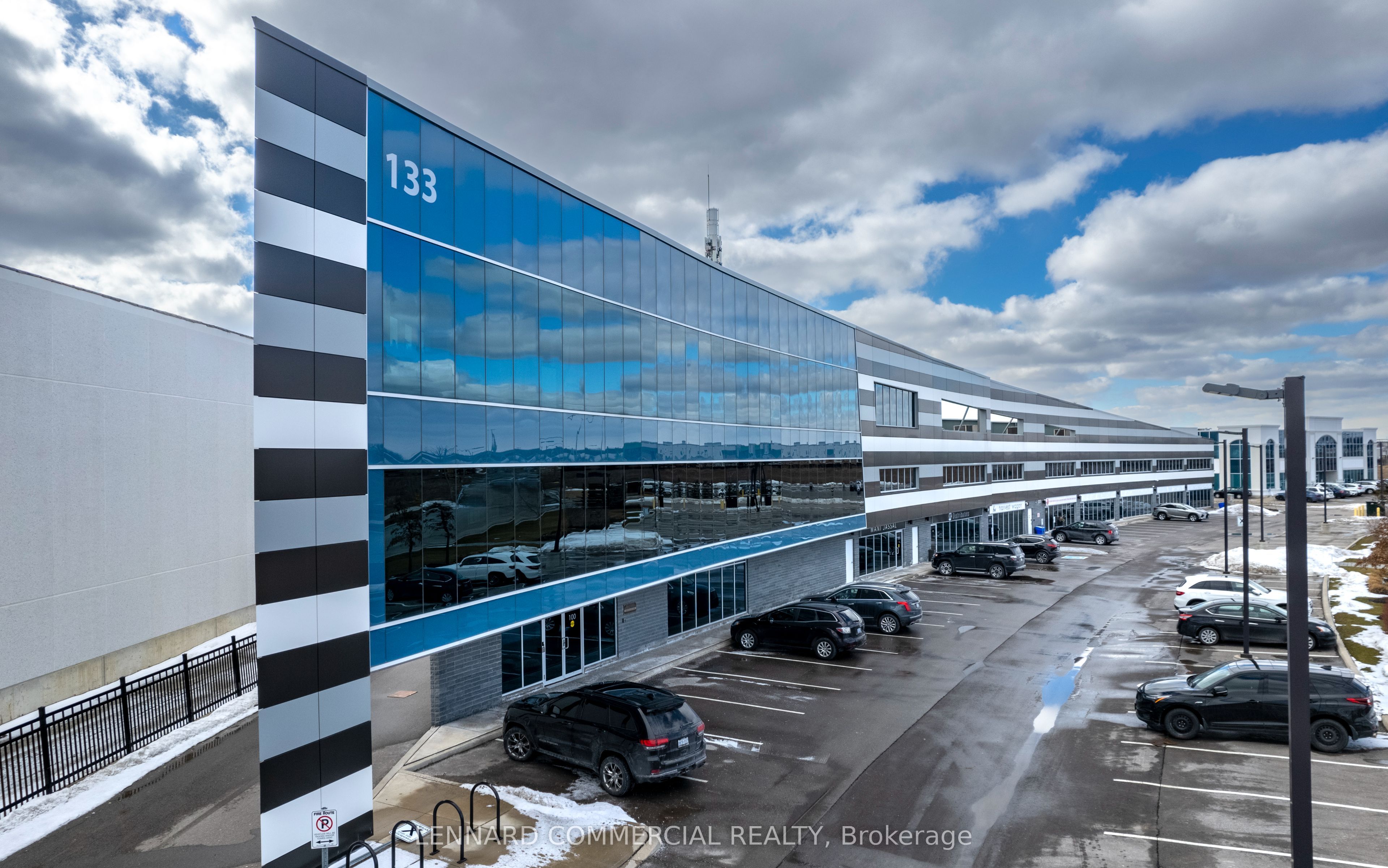 133 Milani Boulevard 106, Vaughan, ON L4H 4M4