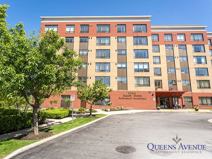 1056 Queens Avenue 415, Oakville, ON L6H 6R3