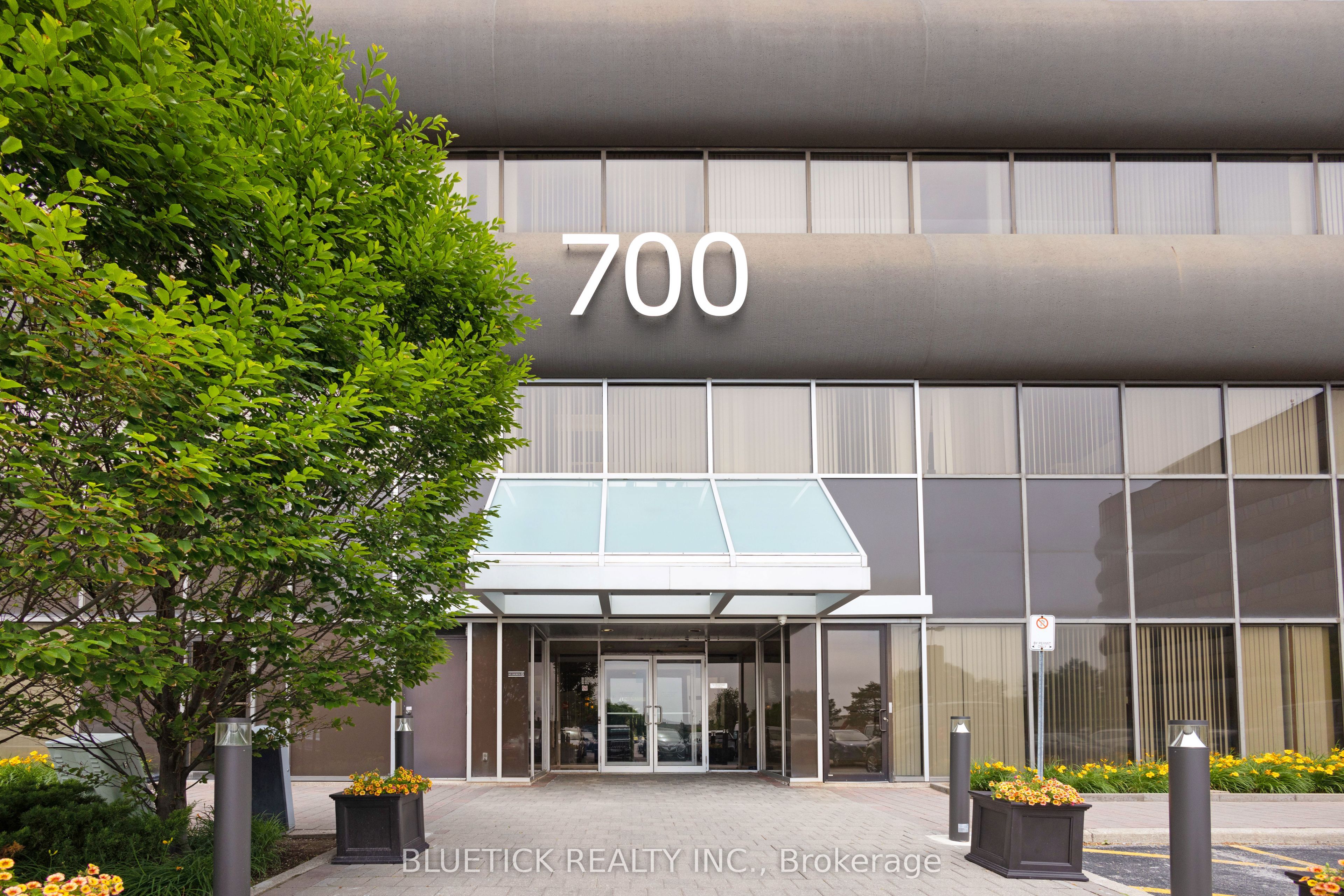 700 Dorval Drive 503, Oakville, ON L6K 3V7
