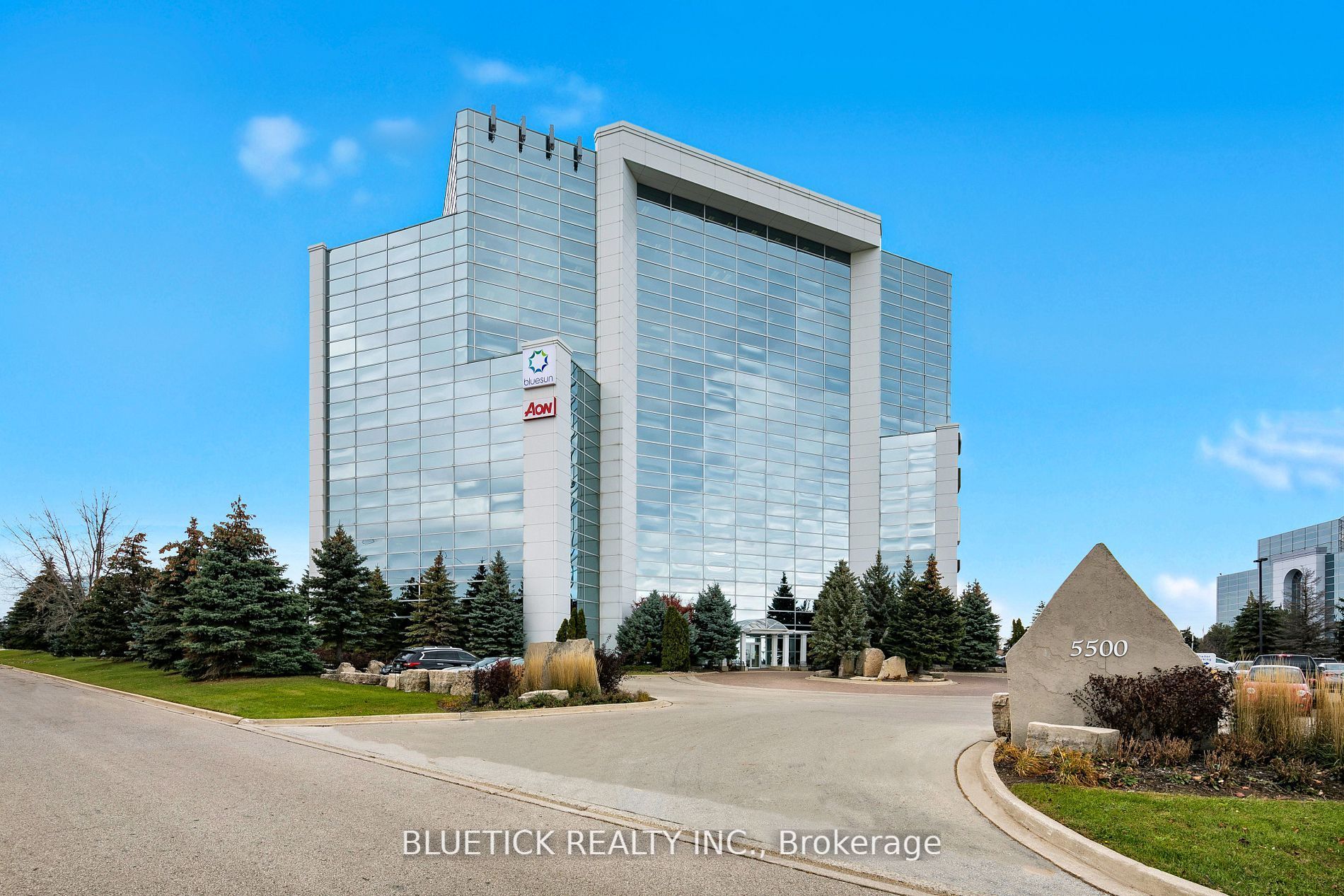 5500 North Service Road 1104, Burlington, ON L7L 6W6