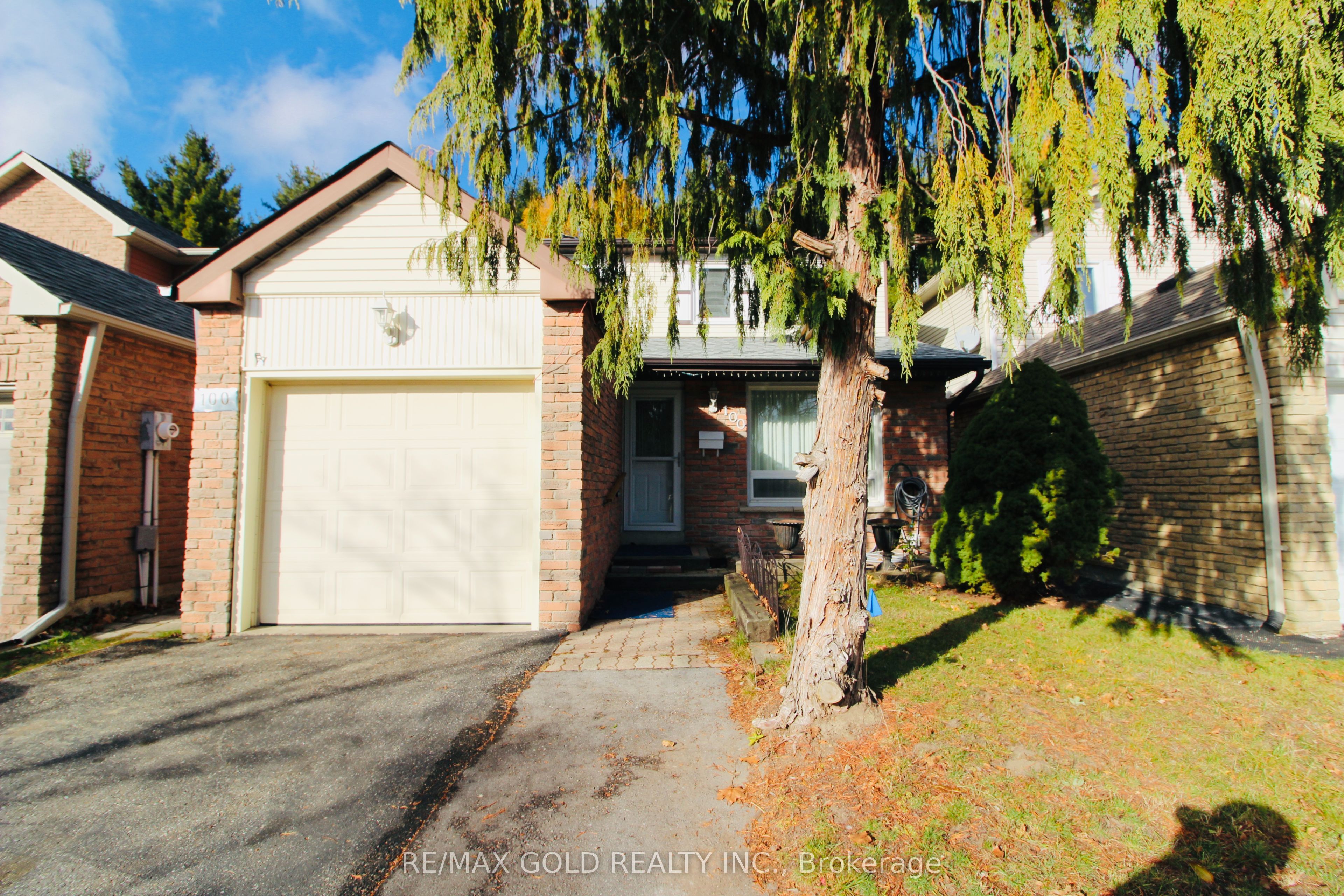 100 rawling Crescent, Brampton, ON L6Z 1N8