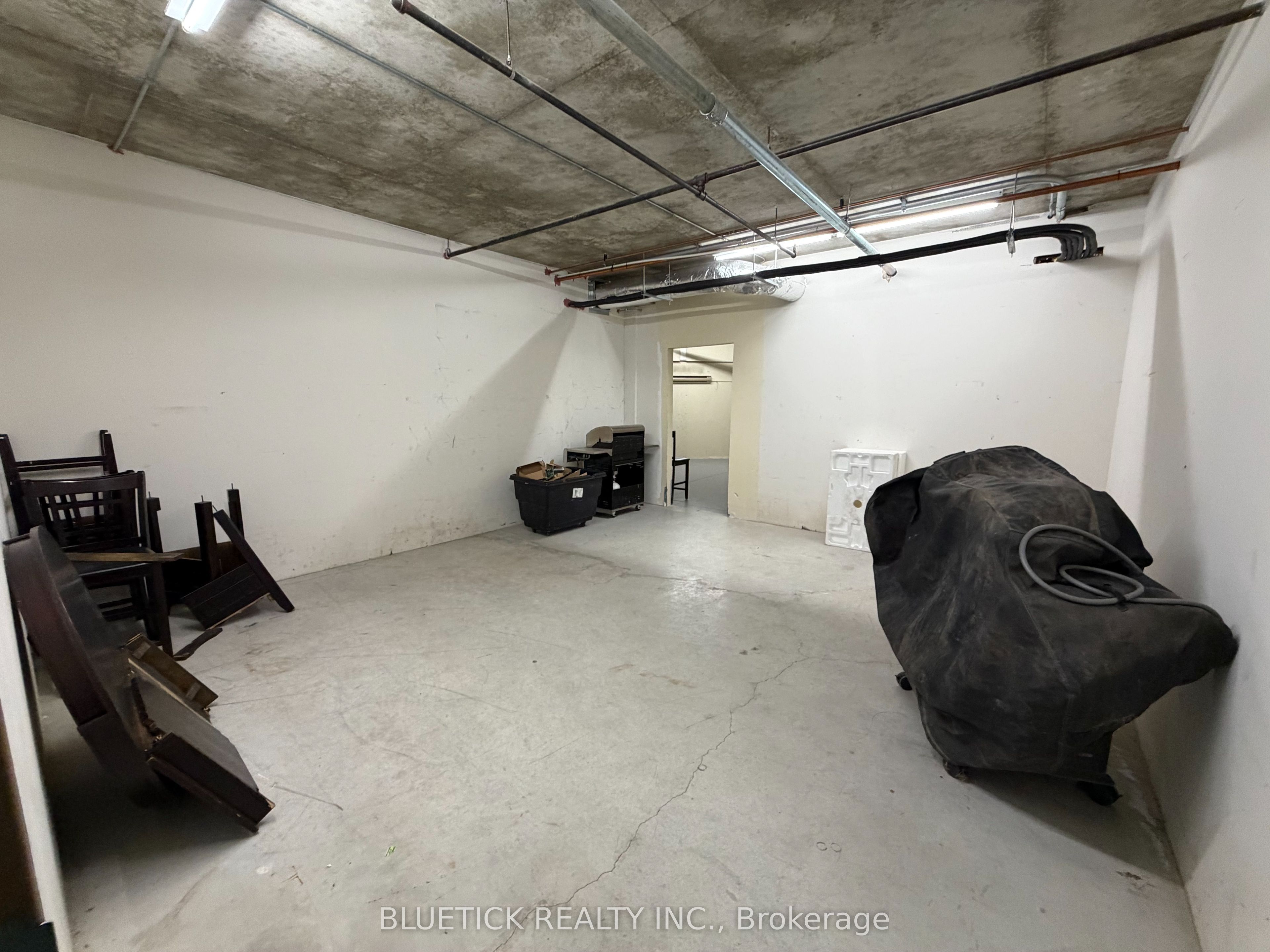 2233 Argentia Road 12, Mississauga, ON L5N 2X7