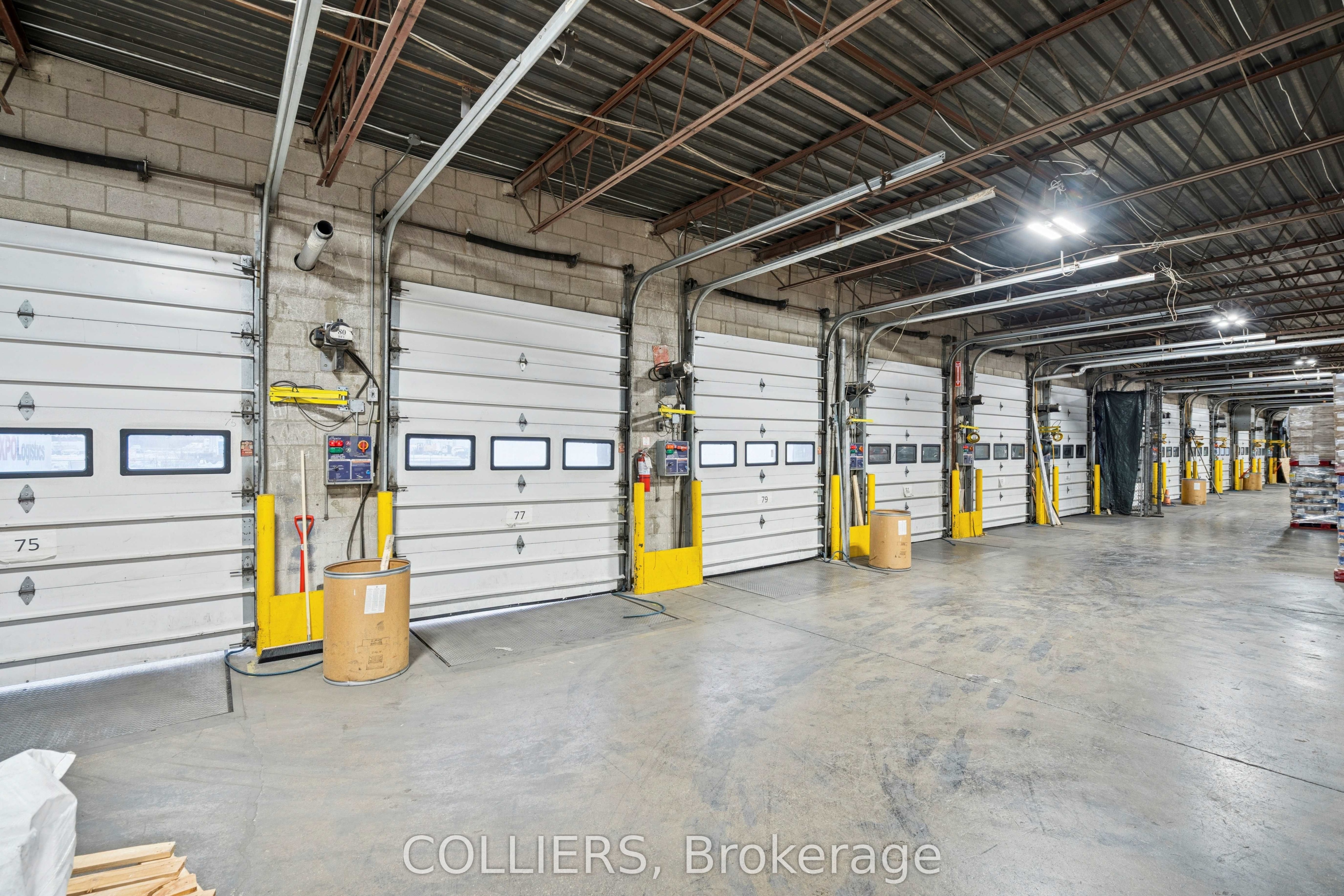 5425 Dixie Road A, Mississauga, ON L4W 2A2