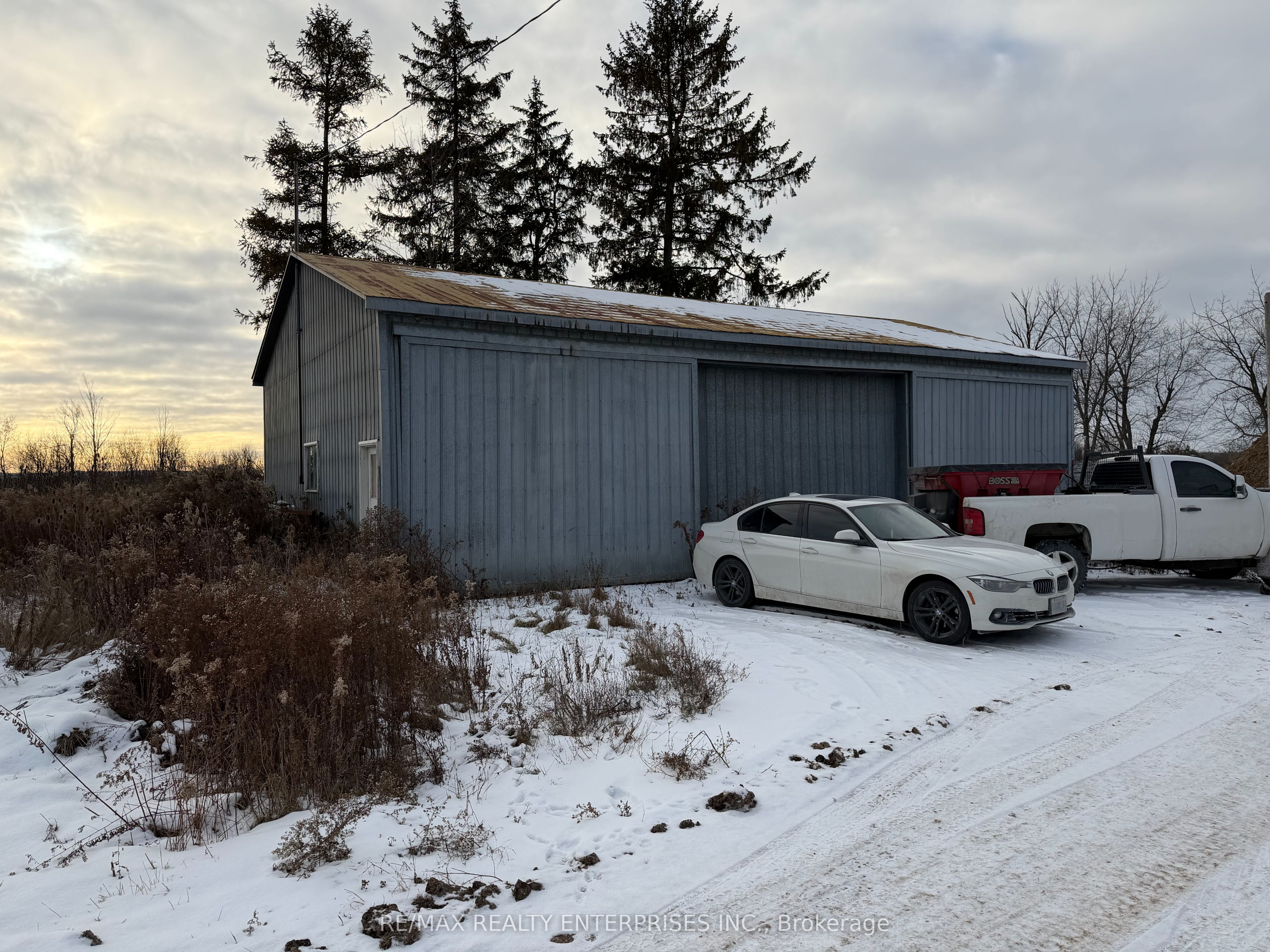 13571 Steeles Avenue, Halton Hills, ON L0P 1E0