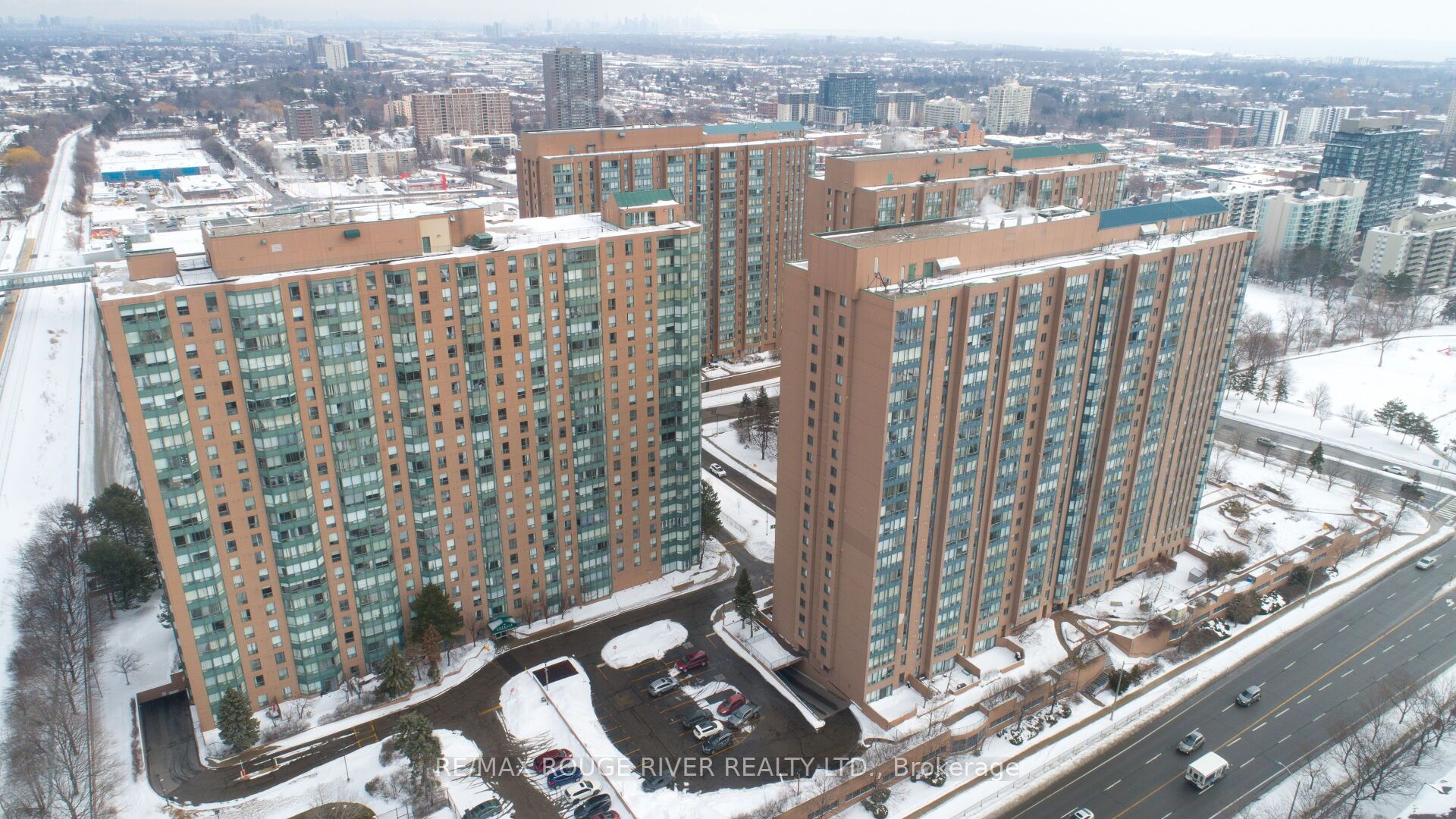 155 Hillcrest Avenue 1513, Mississauga, ON L5B 3Z2