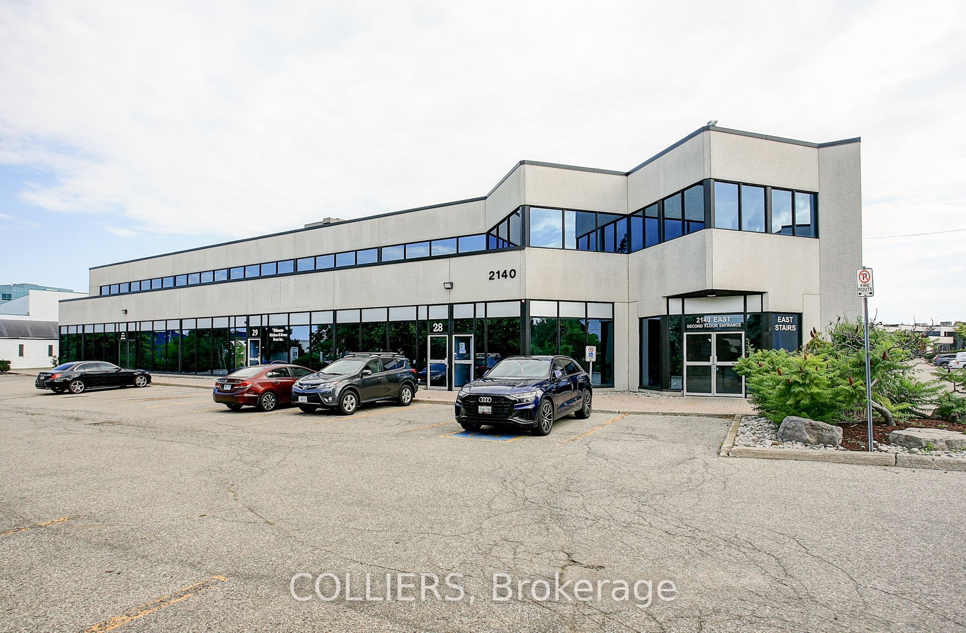 2140 Winston Park Drive 30-31, Oakville, ON L6H 5W1