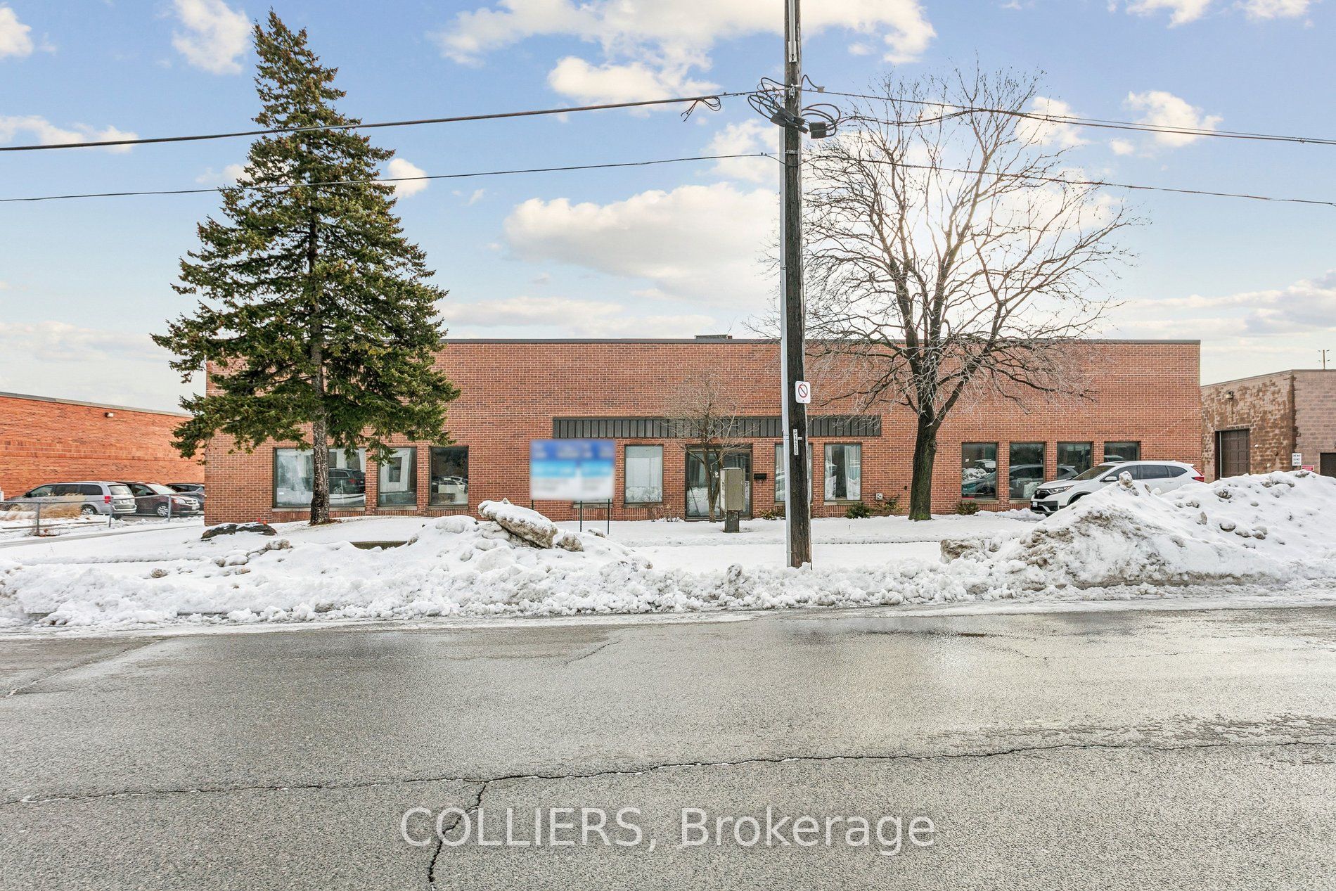 1020 Stacey Court, Mississauga, ON L4W 2X8