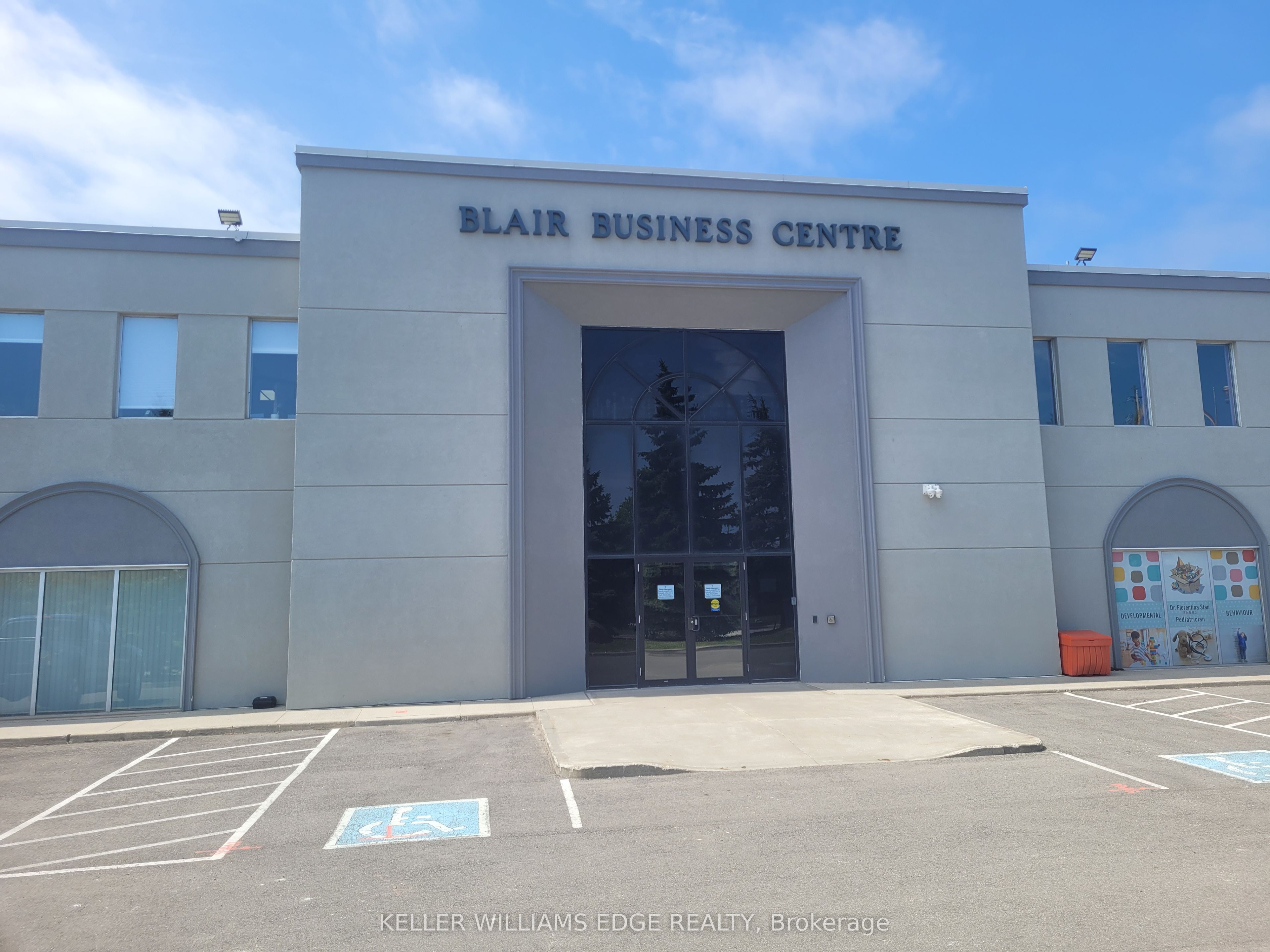 1160 Blair Road B, Burlington, ON L7M 1K9