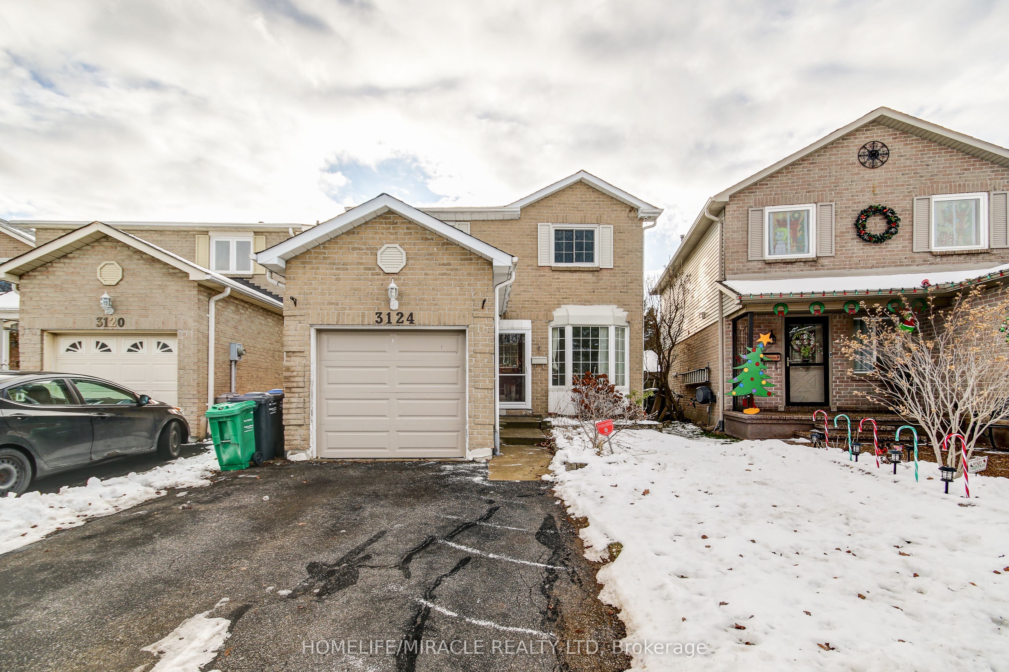 3124 Patrick Crescent, Mississauga, ON L5N 3G5