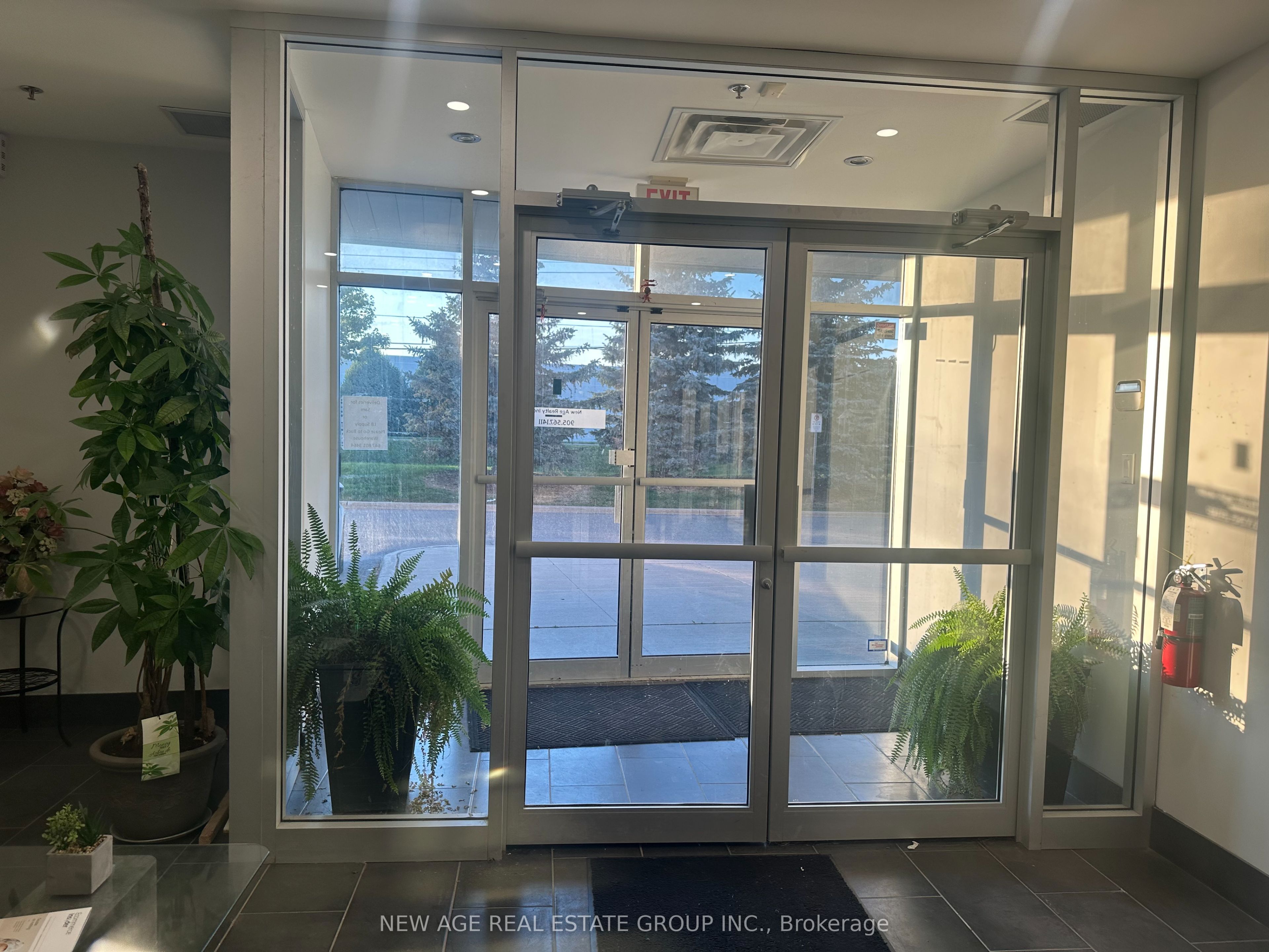 15 Brownridge Road 5, Halton Hills, ON L7G 0C6