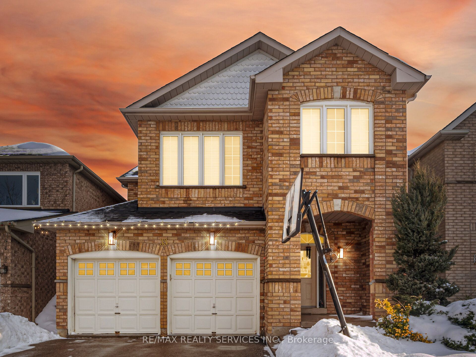 33 Sewells Lane, Brampton, ON L7A 2Z9