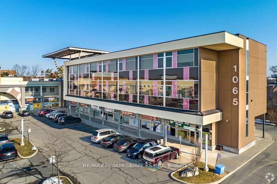 1065 Canadian Place 111, Mississauga, ON L4W 0C2