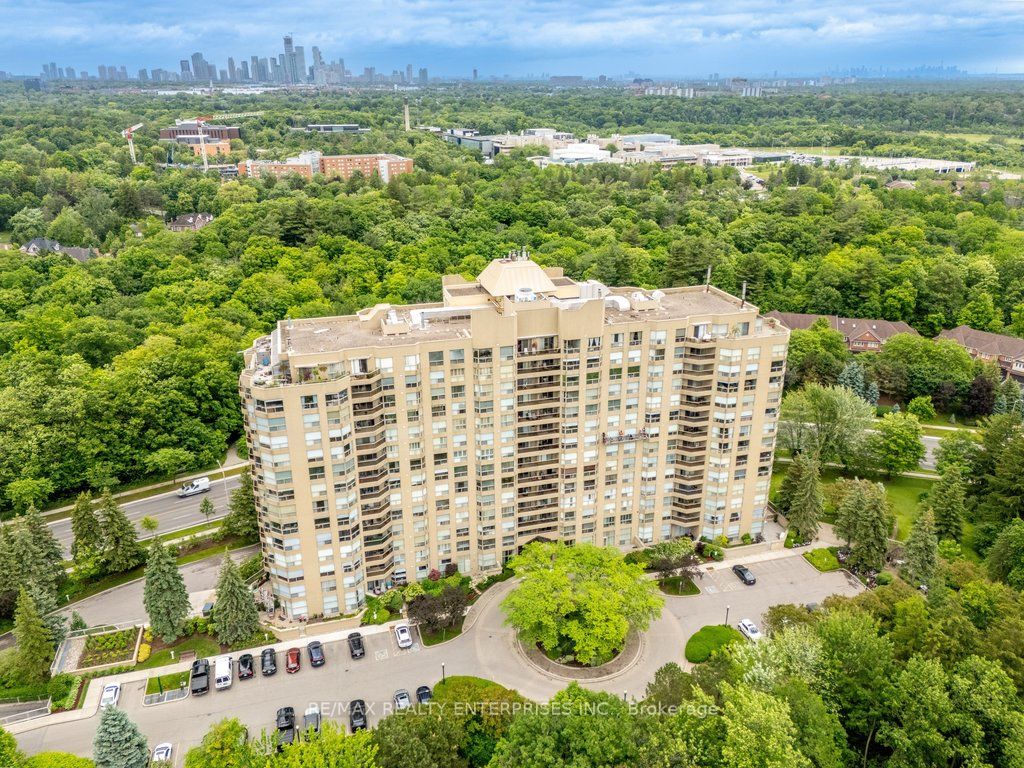 1800 The Collegeway N/A 211, Mississauga, ON L5L 5S4