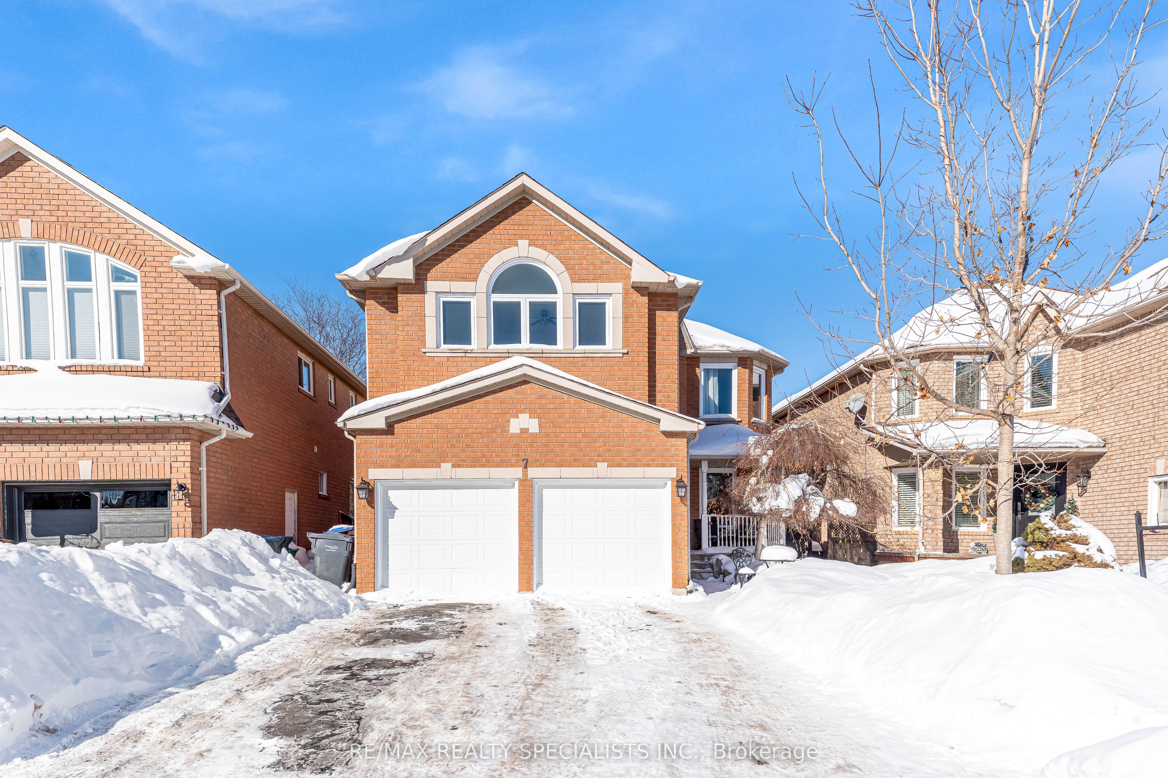7 Banington Crescent, Brampton, ON L7A 1G4