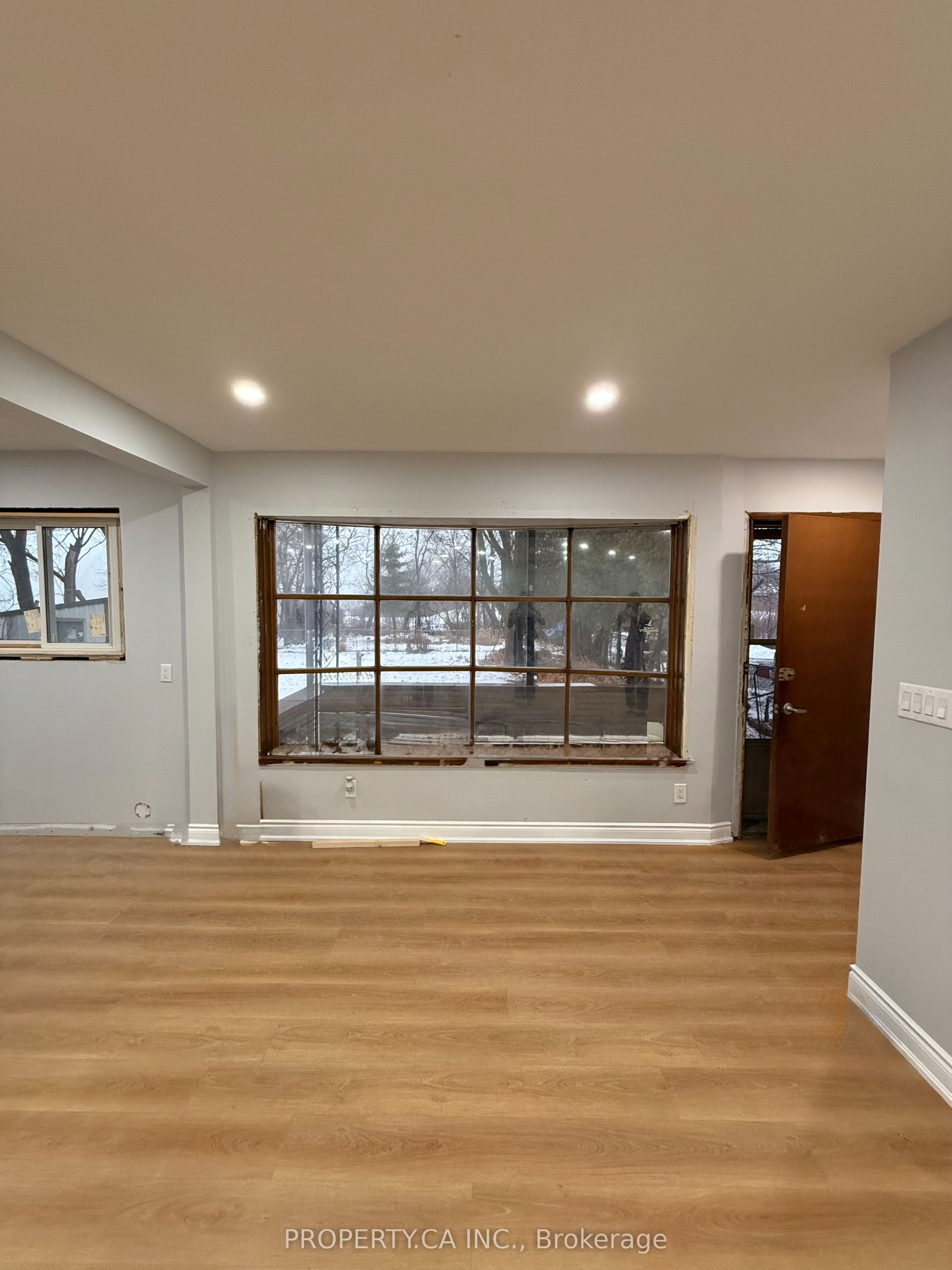 2226 Mountainside Drive, Burlington, ON L7P 1B5