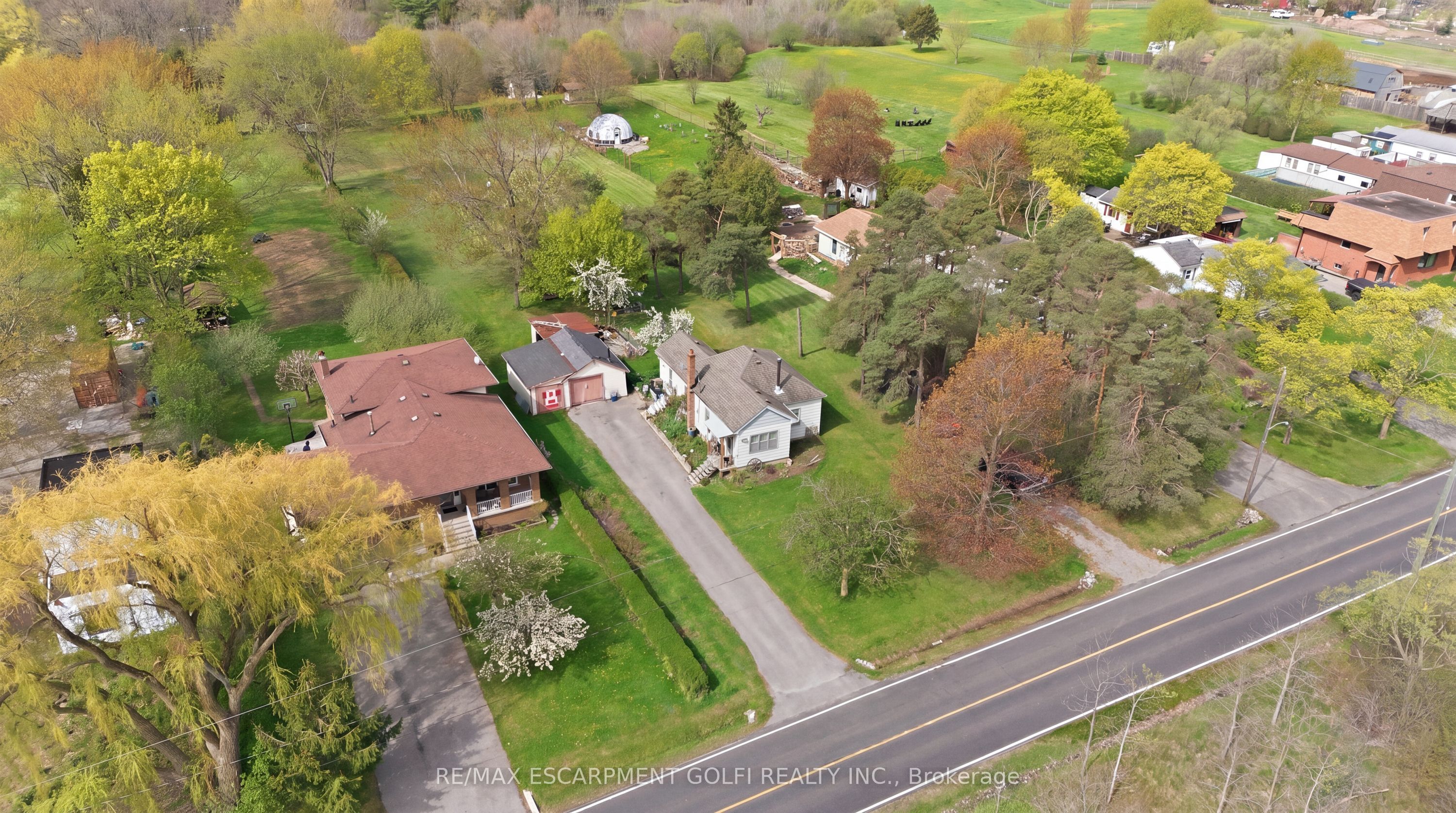 1412 Old York Road, Burlington, ON L7P 4Z5