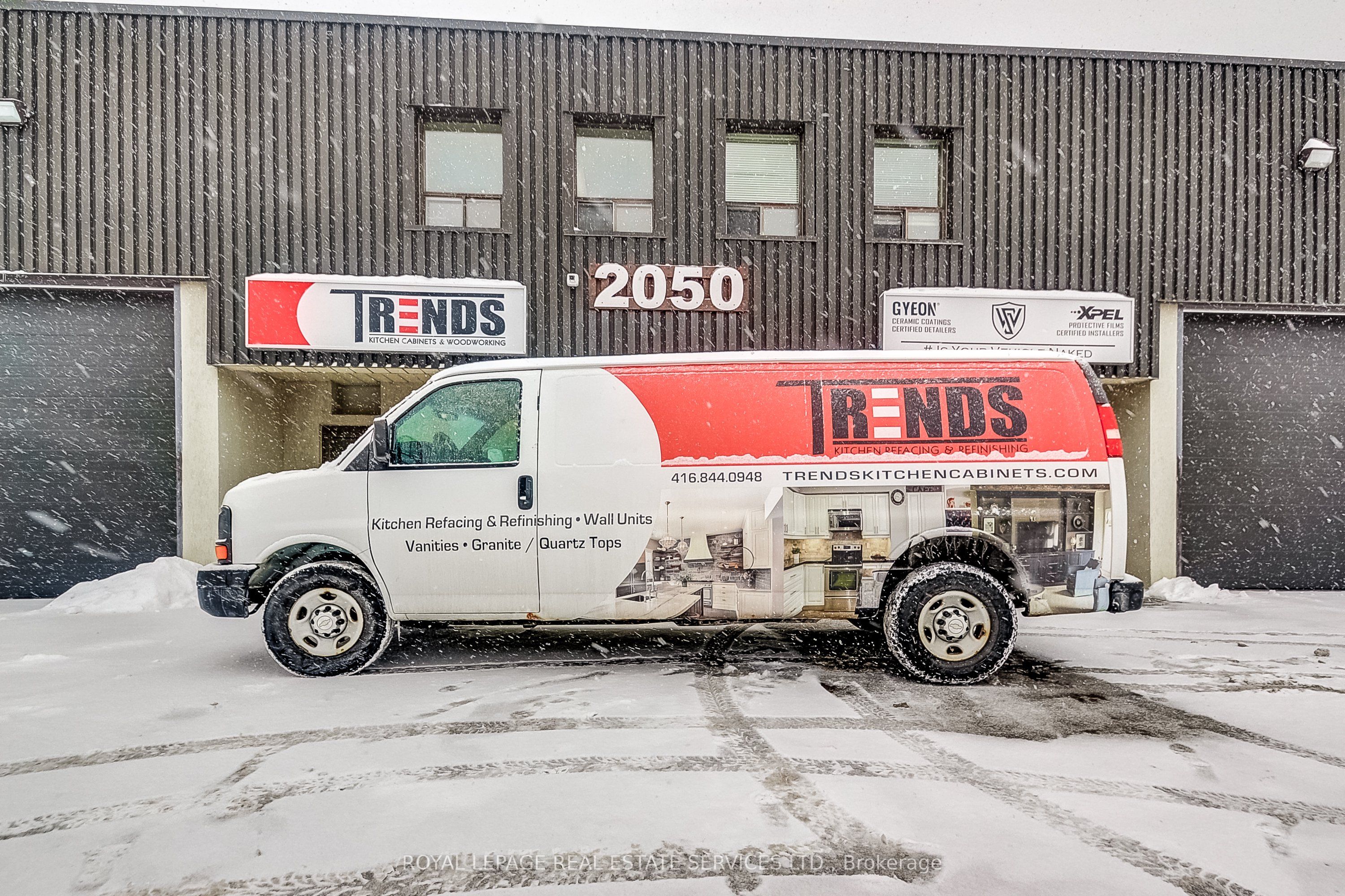 2050 Speers Road 1, Oakville, ON L6L 2X8