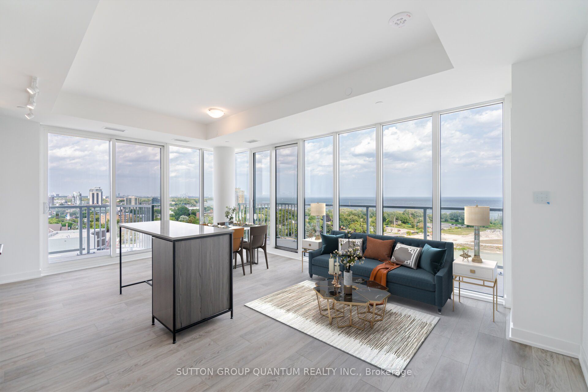 220 Missinnihe Way 1305, Mississauga, ON L5H 0A9