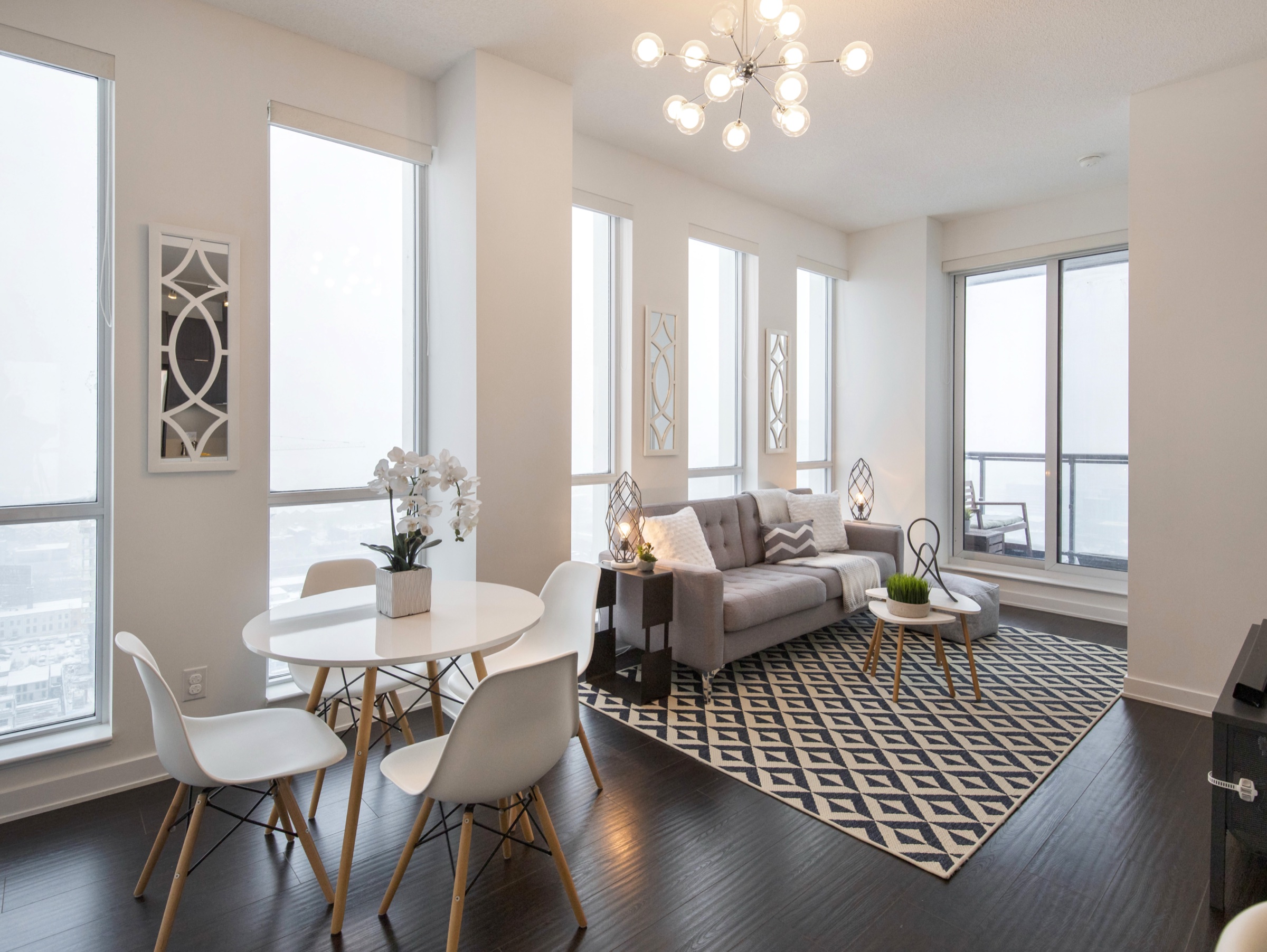 55 Regent Park #2802